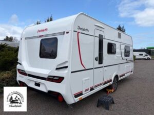 Dethleffs Nomad 490 EST el. Fußbodenhe Glattblech – Ansicht 2