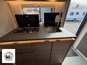 Dethleffs Nomad 490 EST el. Fußbodenhe Glattblech – Ansicht 6
