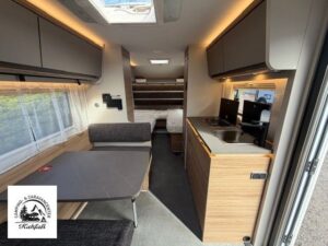 Dethleffs Nomad 490 EST el. Fußbodenhe Glattblech – Ansicht 10