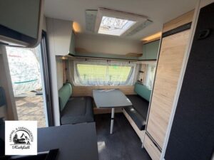 Dethleffs Camper 460 EL el. Fußbodenhei Auflastung – Ansicht 4