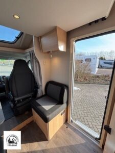 Sunlight TS 67 Navi RFK Markise F-Träger 5 Sitzplätze – Ansicht 6