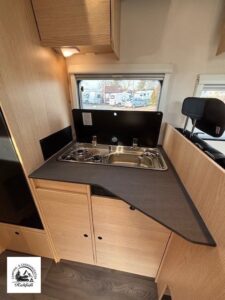 Sunlight TS 67 Navi RFK Markise F-Träger 5 Sitzplätze – Ansicht 9