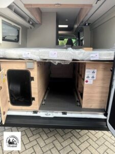 Dethleffs Globetrail 640 ES 95-Jahre ACC RFK Markise – Ansicht 5