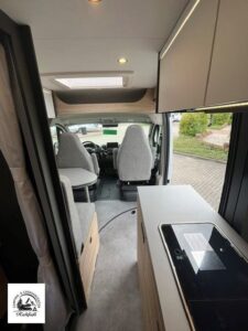 Dethleffs Globetrail 640 EK 95-Jahre-P. Combi 6 G/E – Ansicht 9