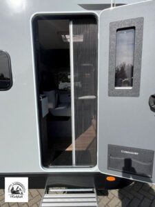 Crosscamp EXPDN VAN 6.6 E 150AH Lithium Dieselhei – Ansicht 6