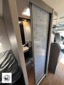 Crosscamp EXPDN VAN 6.6 E 150AH Lithium Dieselhei – Ansicht 15
